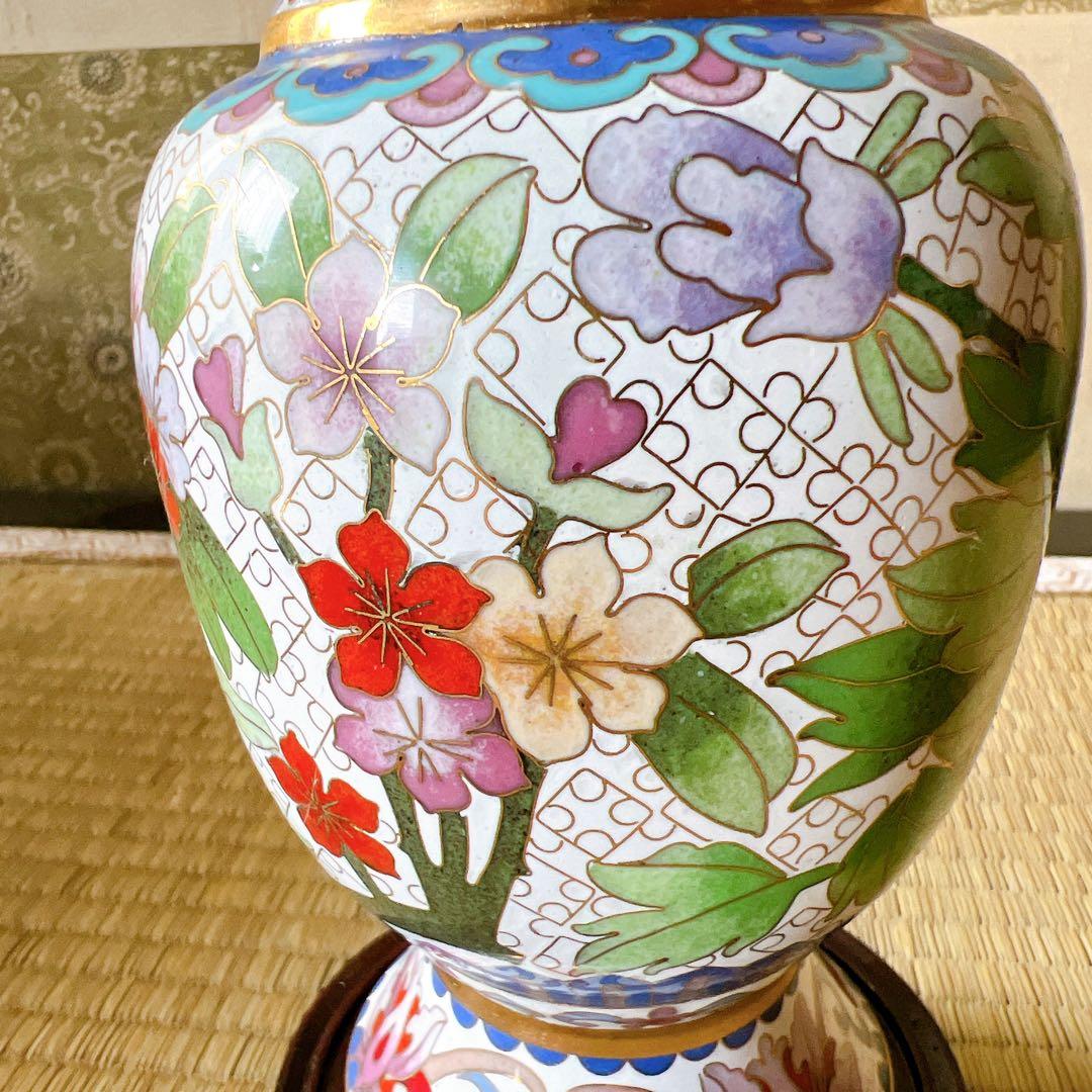 中国古美術 七宝焼　　色絵花鳥柄花瓶　花器　フラワ－ベ－ス　台座・箱付き