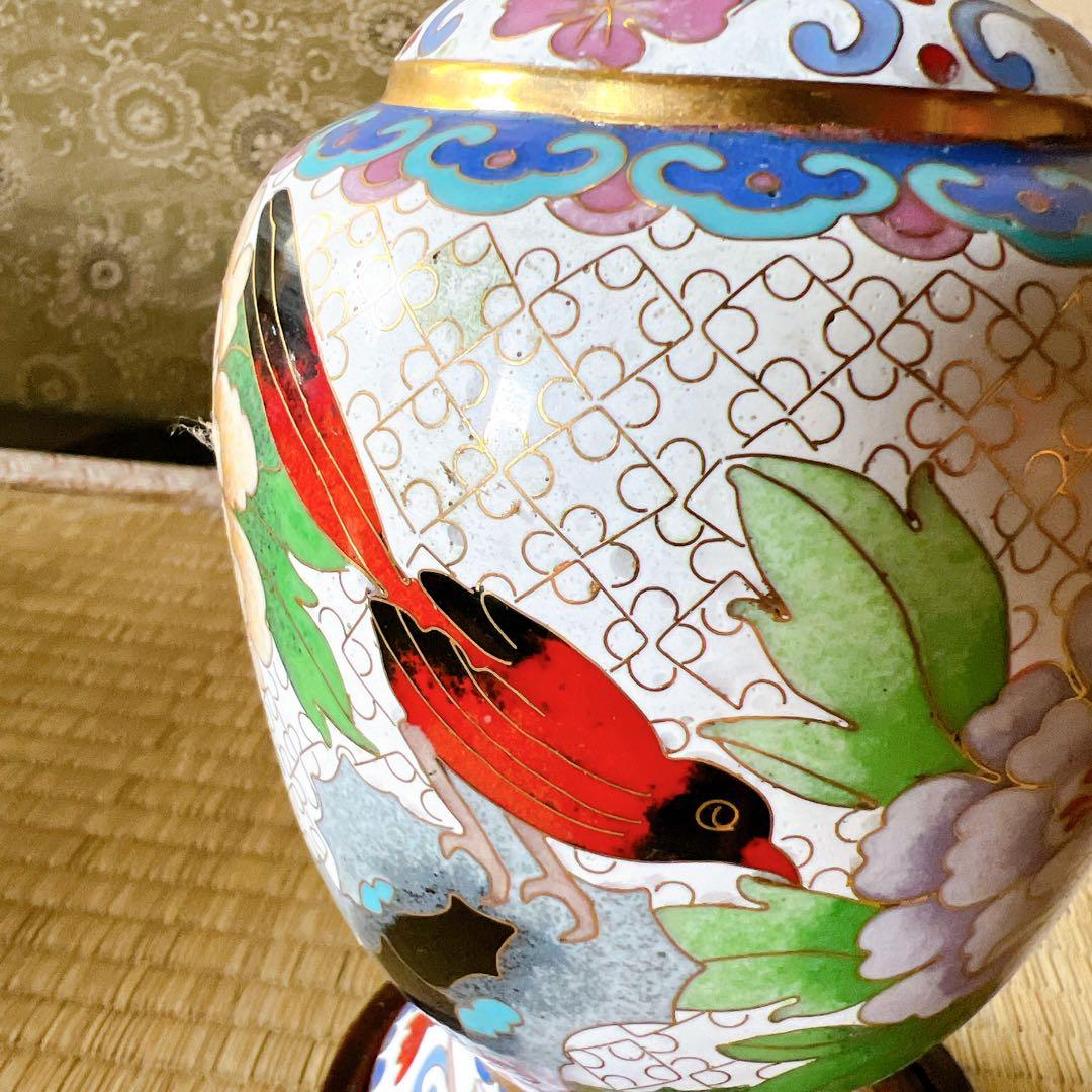 中国古美術 七宝焼　　色絵花鳥柄花瓶　花器　フラワ－ベ－ス　台座・箱付き