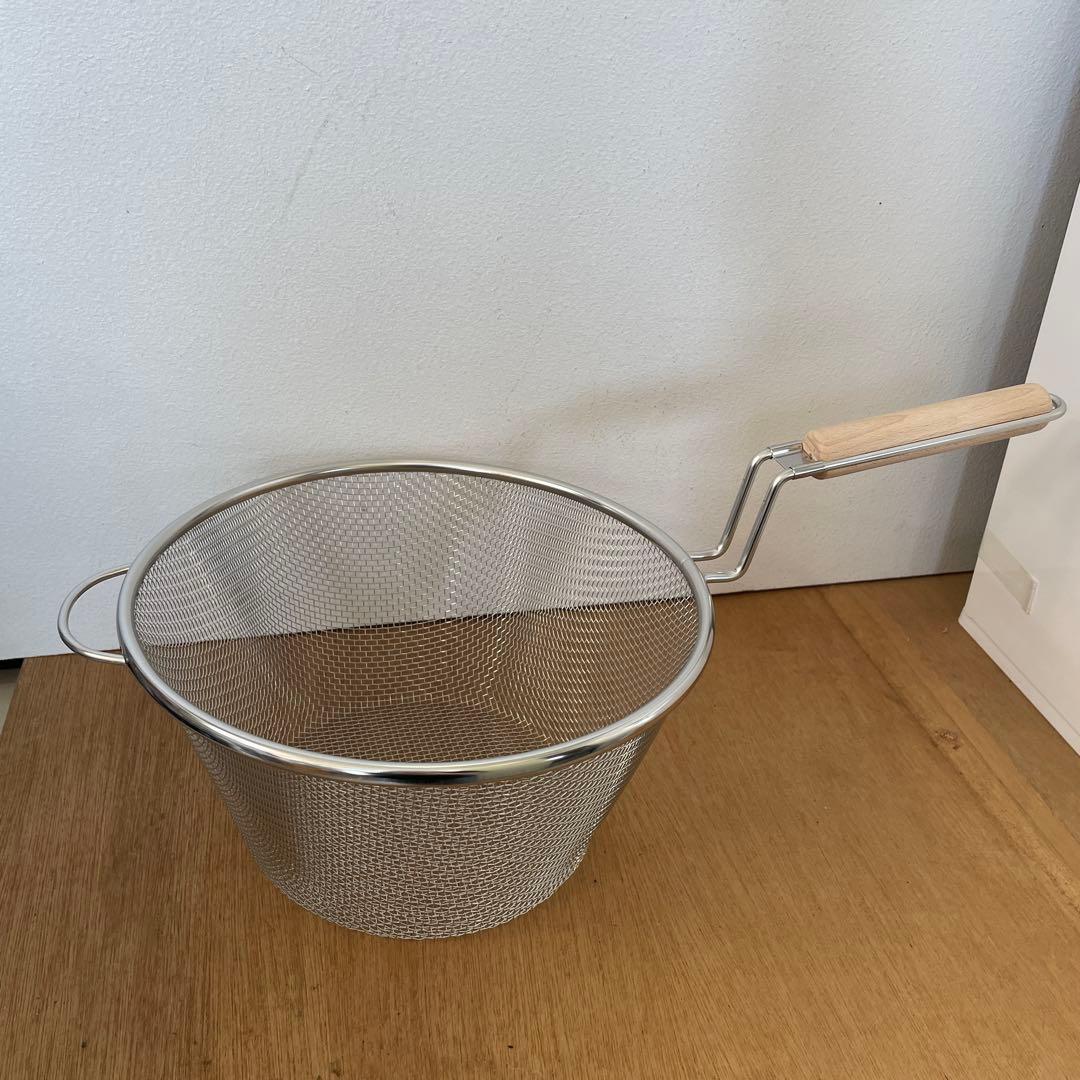 【新品/未使用】dancyu（ダンチュウ）木柄ザル付き 鍋セット 22㎝