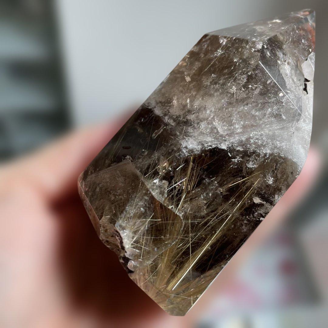 最終価格⭐︎スモーキークォーツ 原石 ゴールドタイチンルチル 虹入り 六角柱