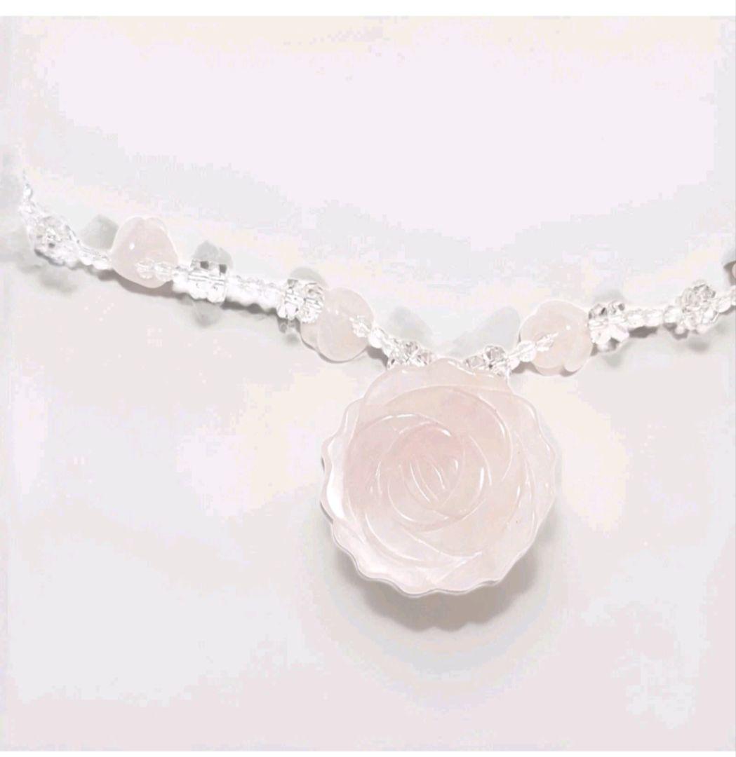ローズクォーツ 花モチーフ ネックレス