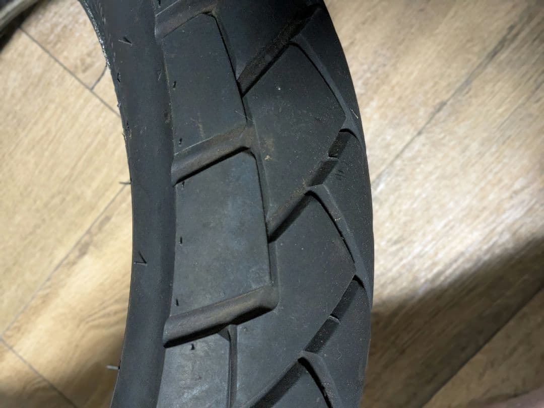 IRC GP-210 120/90-16 トリッカー用タイヤ　リアのみ
