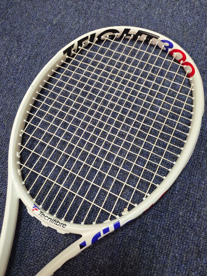 Tecnifibre T-Fight 300 テニスラケット グリップサイズ2