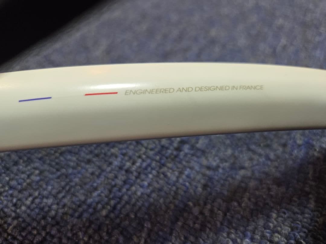 Tecnifibre T-Fight 300 テニスラケット グリップサイズ2