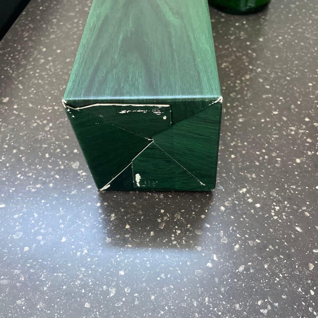 サントリー　白州１８年　空瓶空箱