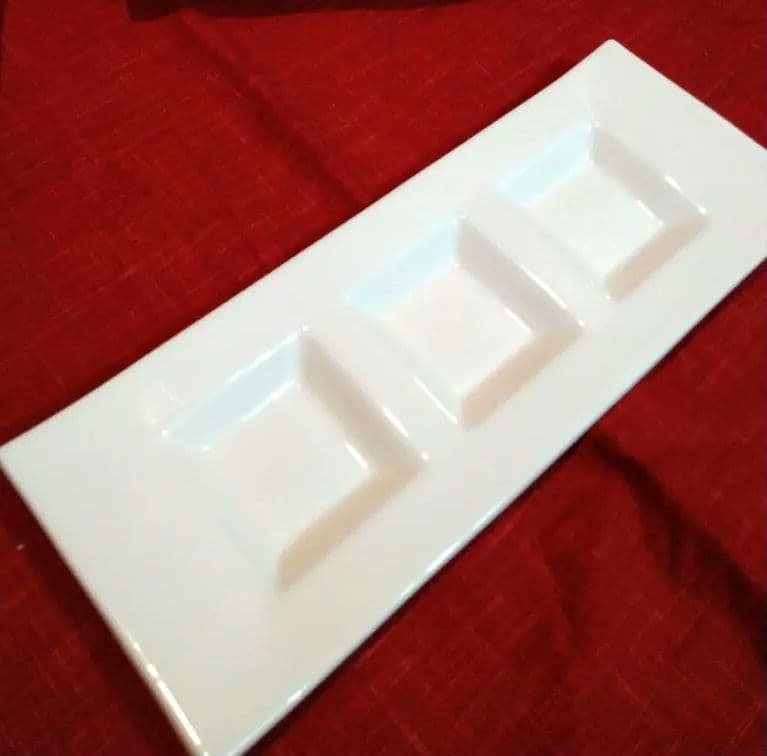 ⬛九谷焼 司峰作３盛皿♦グッドデザイン・ビュッフェプレート賞受賞９盛 皿計３皿