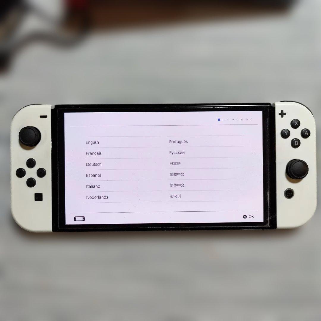 ニンテンドースイッチ　本体　有機EL　ジョイコン2セット　保護フィルム貼ったまま