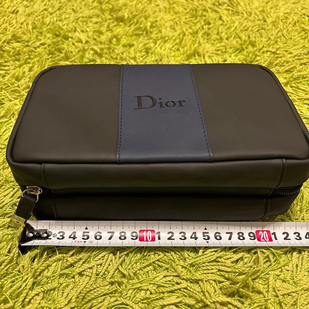 【Dior】新品✨トラベルポーチ　バック　化粧ポーチ　大容量　上品黒青カラー