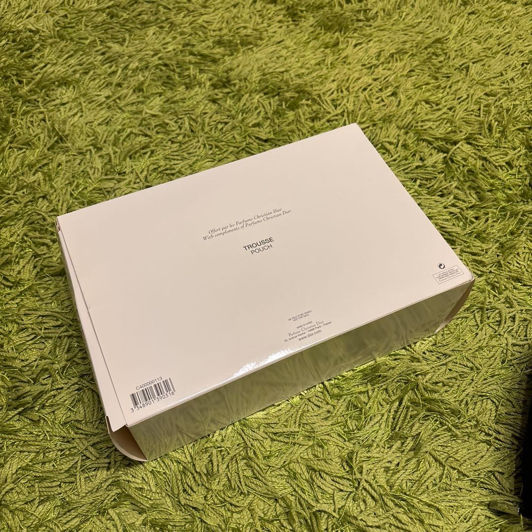 【Dior】新品✨トラベルポーチ　バック　化粧ポーチ　大容量　上品黒青カラー