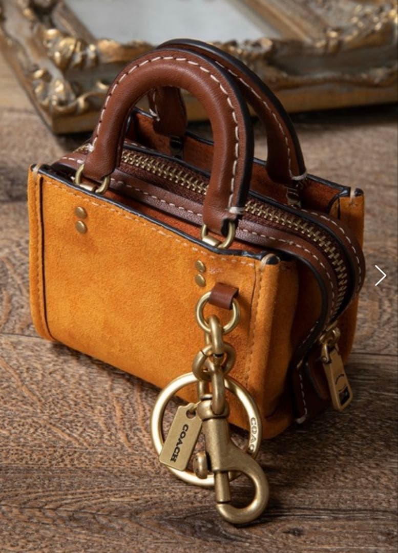 美品 COACH ローグ バッグチャーム ミニバッグ型 キーホルダー