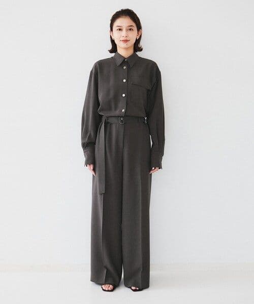 ★専用★　新品タグ付　シャツカラーオールインワン　朝比奈彩Oggi