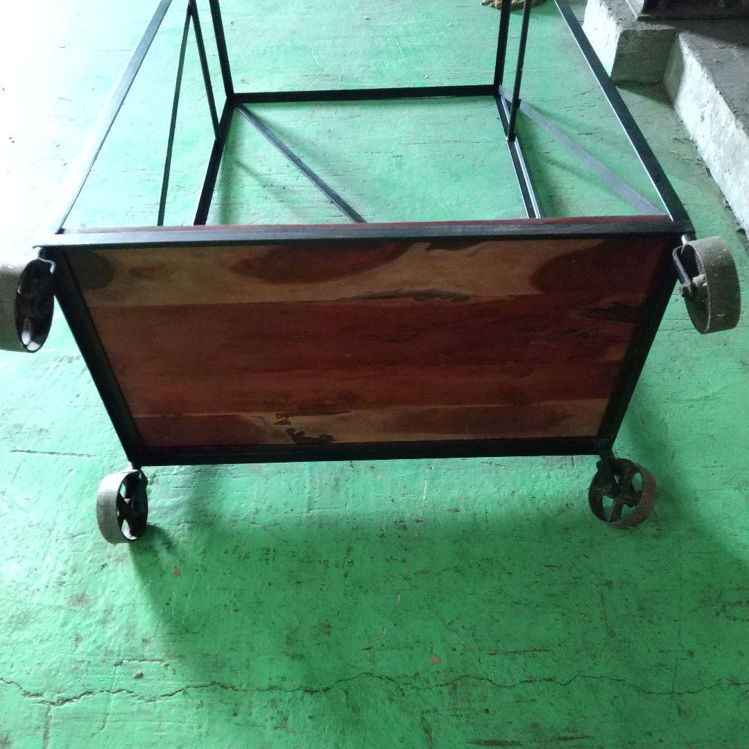 海外製 インダストリアル アイアンラック キャスター付き 店舗什器