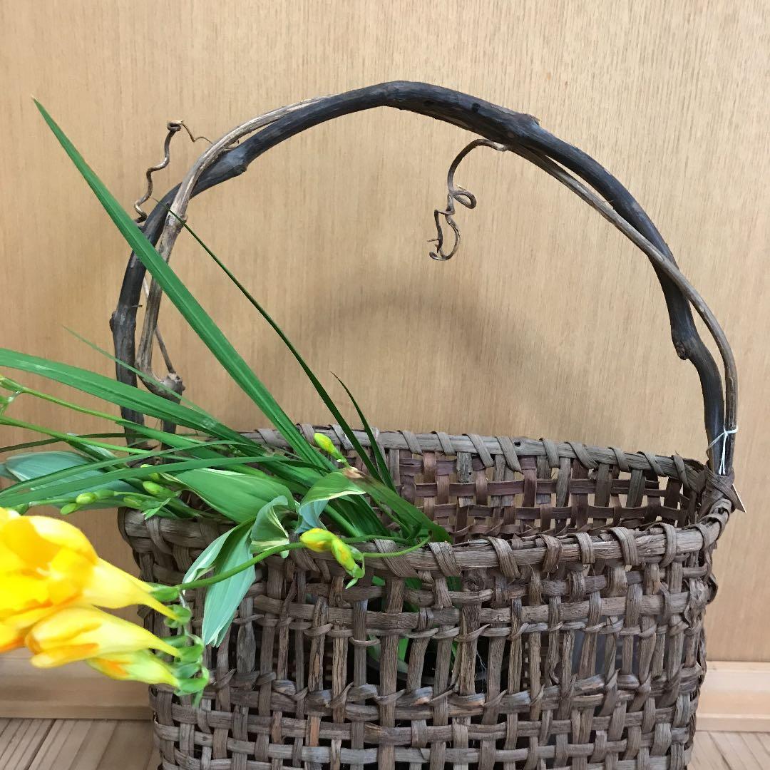 山葡萄の花籠