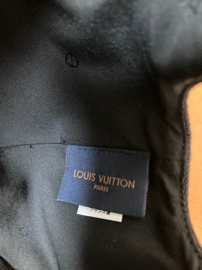 Louis Vuitton ベースボールキャップ　黒