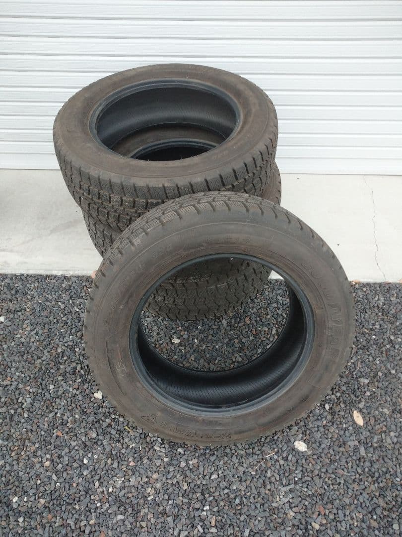 子柏薫 です。YEAR ICE NAVI7 205/60R16 92Q