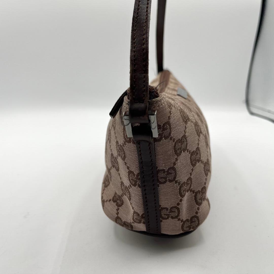 GUCCI GGキャンバス アクセサリーポーチ ワンショルダー ブラウン
