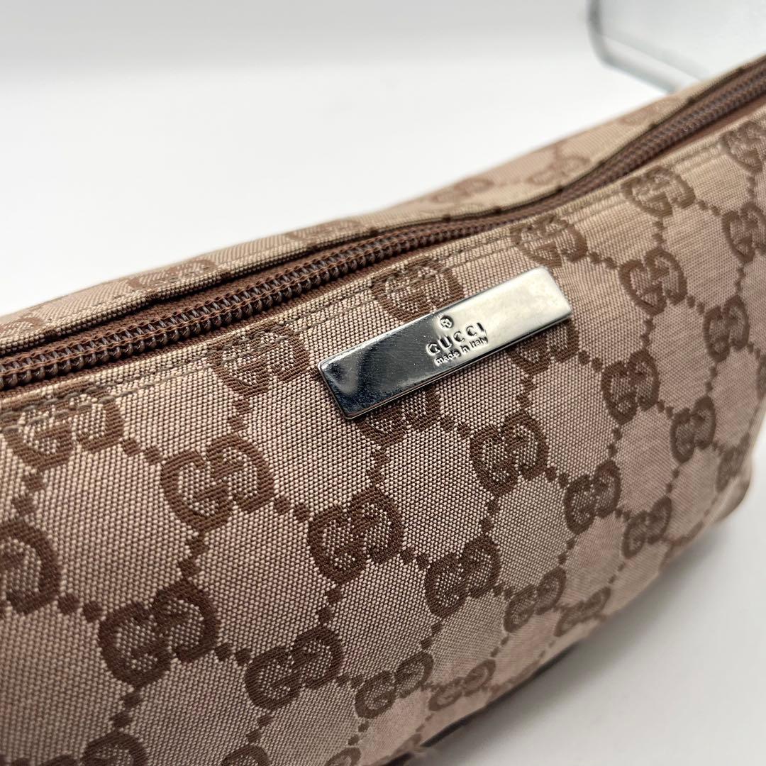 GUCCI GGキャンバス アクセサリーポーチ ワンショルダー ブラウン