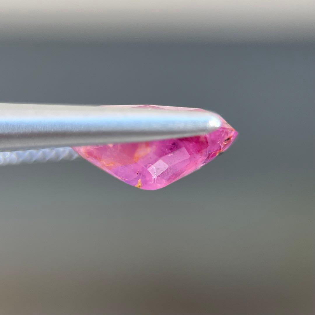 スリランカ産非加熱天然ルビールース