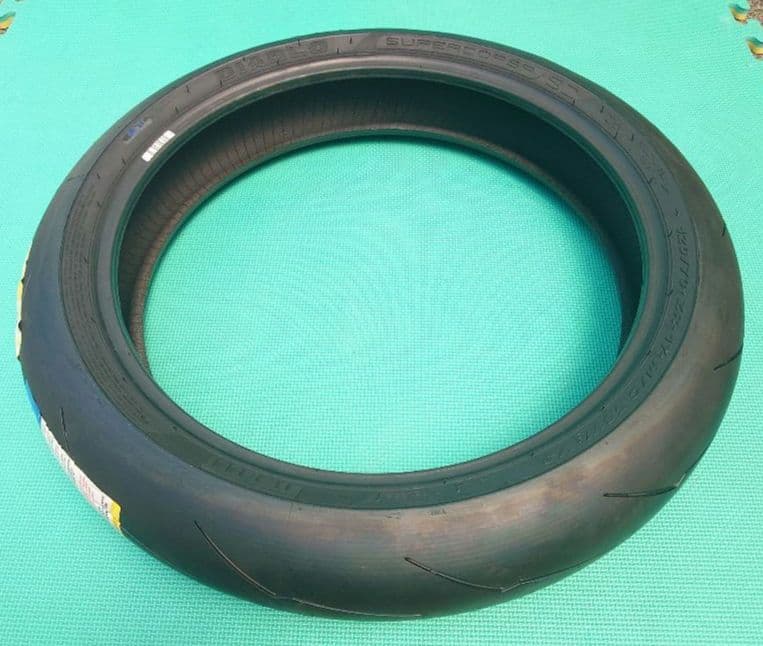 新品ピレリ スーパーコルサ SC1 V3 フロント 120/70 ZR 17
