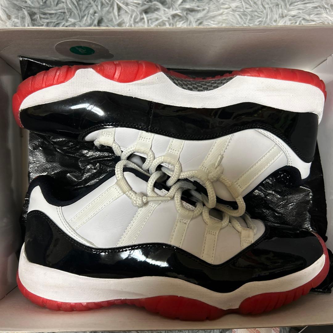 ジョーダン11 low