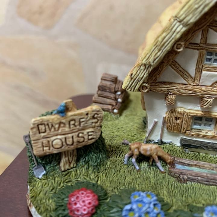 白雪姫　７人の小人の家　ジオラマ　WDW ディズニーランド