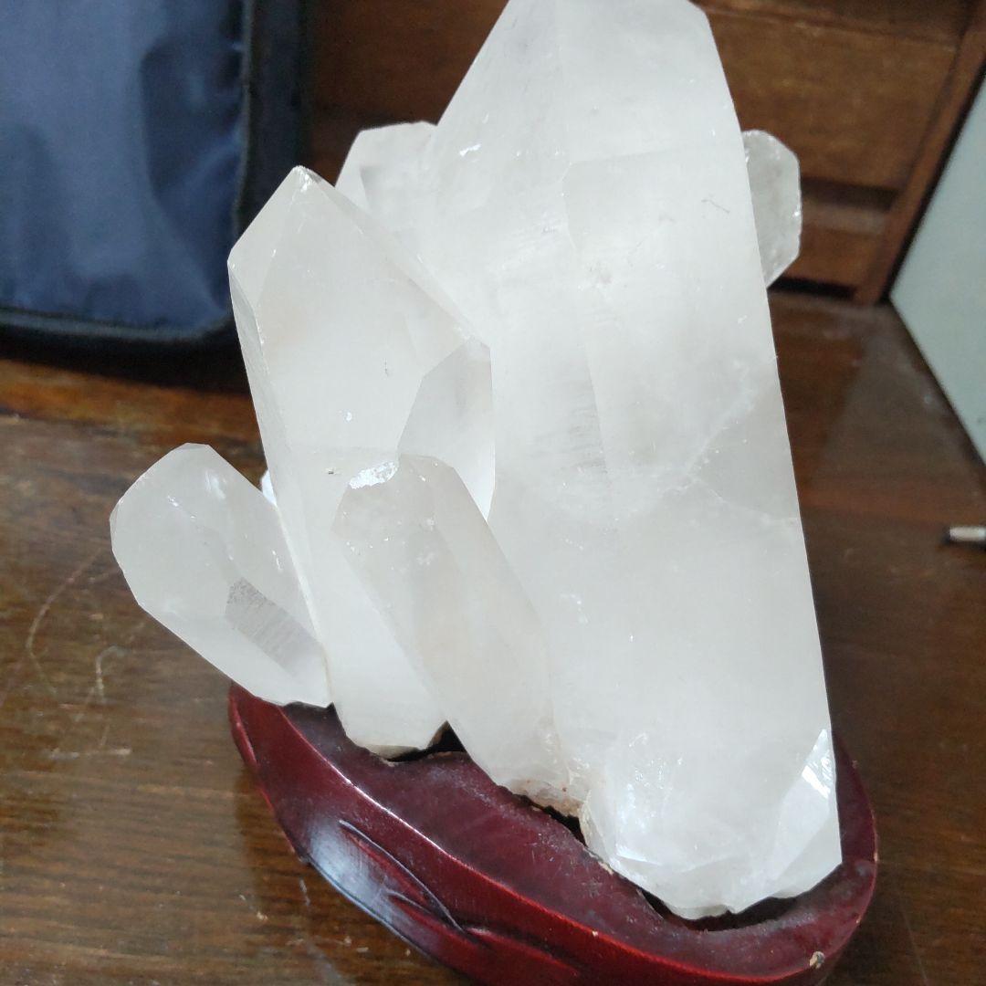 水晶、美形？置き石