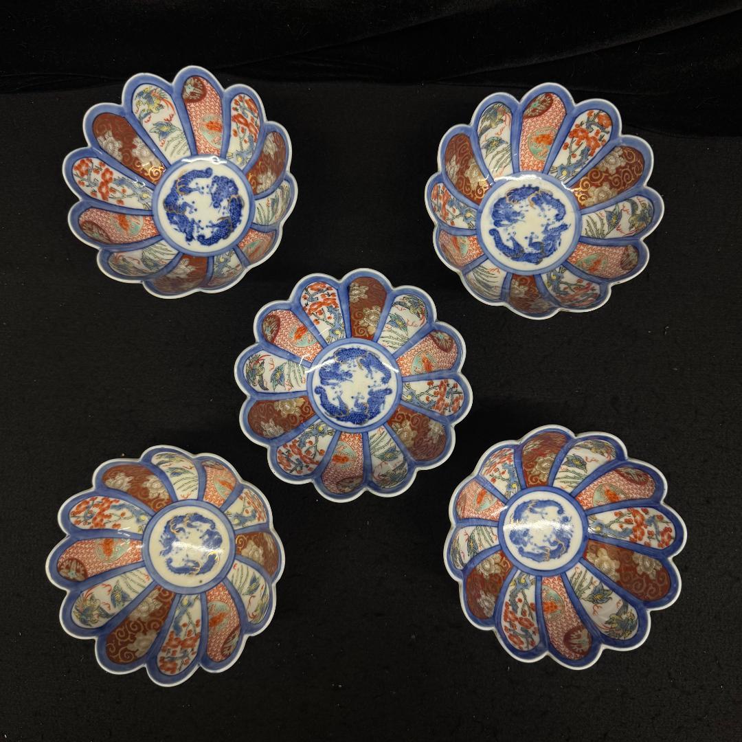 明治の有田焼　年木庵江上製　色絵12弁の菊形輪花向付　骨董