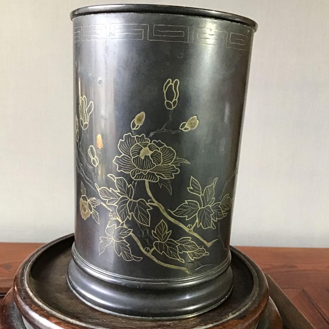 古銅地　木蓮花極細密象嵌　　筆筒　　明治期