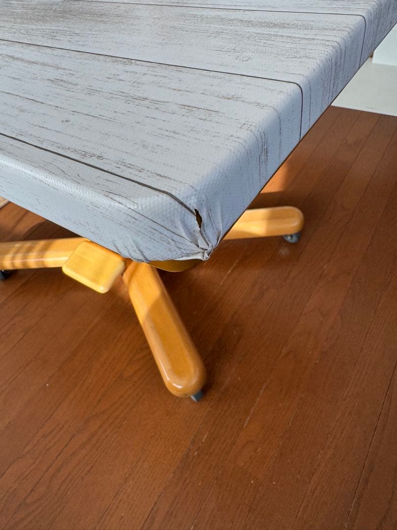 ダイニングテーブル コタツ機能付き こたつ布団付き　高さ調整可能 /昇降コタツ