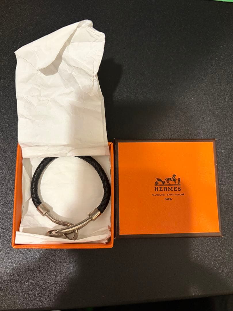 HERMES エルメス　ジャンボブレスレット　黒レザー