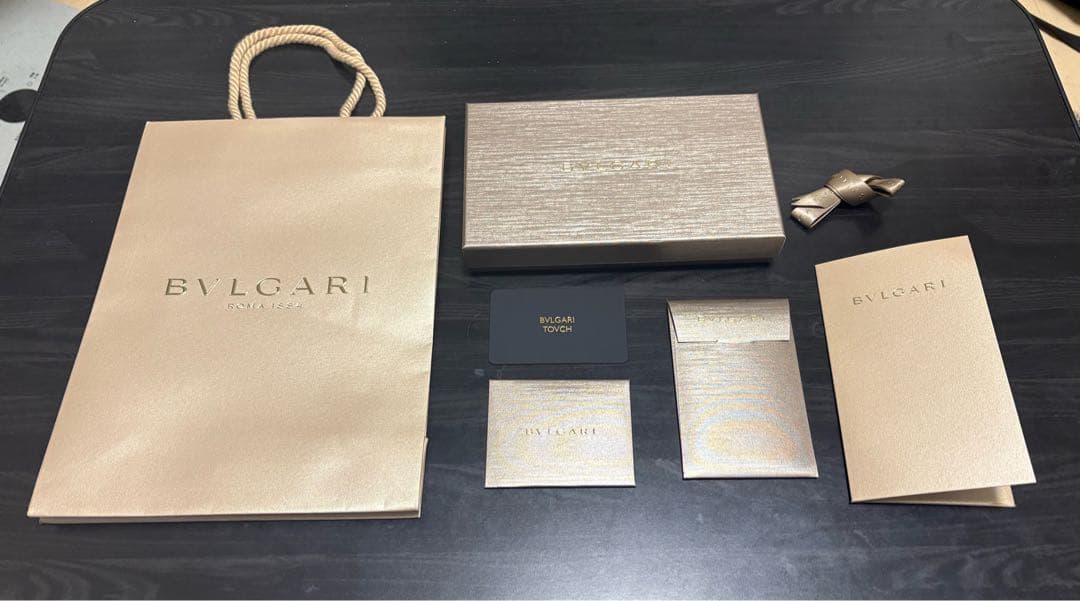 BVLGARI ブルガリ 長財布 ロングウォレット フラップ 箱付き
