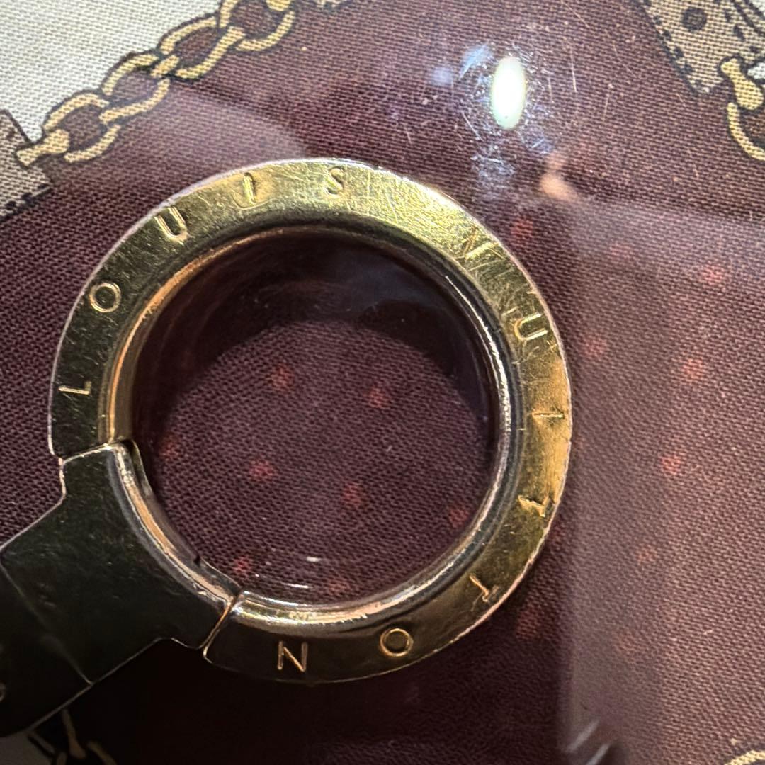 ルイ・ヴィトンブラウンロゴ入り円形キーリング本物