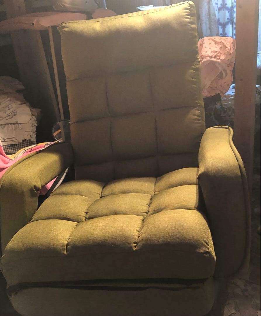 四段階リクライング　黄緑　若草色　座布団外せる　肘掛付　埼玉北部引取可　発送も可