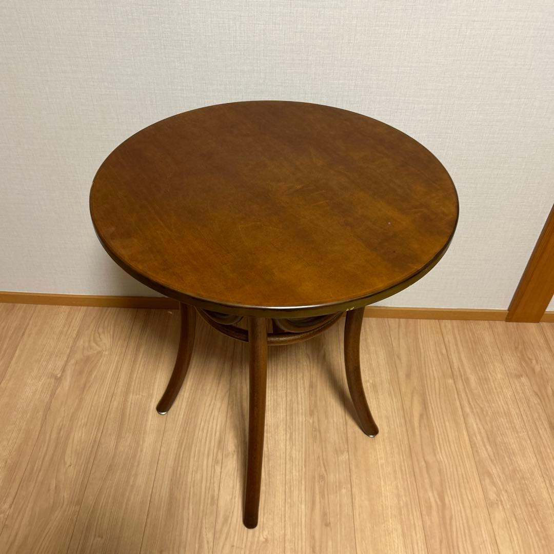 丸テーブル・カフェテーブル アンティーク・ラウンドテーブル