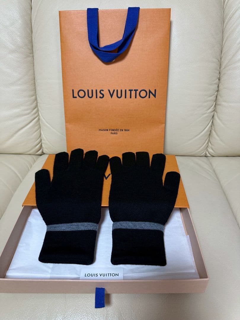 masa様　LOUIS VUITTON モノグラム　手袋　ブラック 新品未使用