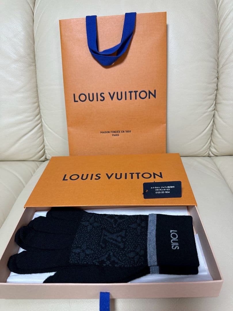 masa様　LOUIS VUITTON モノグラム　手袋　ブラック 新品未使用