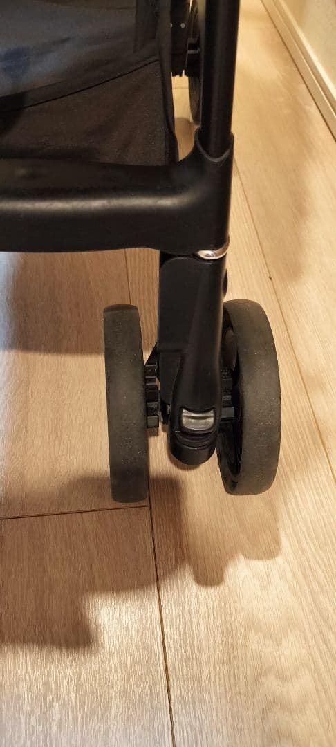 【車輪交換済】Aprica ラクーナクッションフリープラス