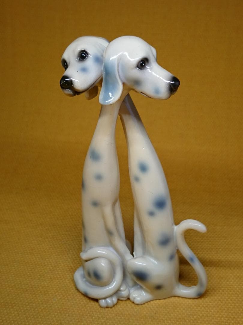 【美品】犬　いぬ　陶器　オブジェ　置物　インテリア　工芸品　美術品　A3413