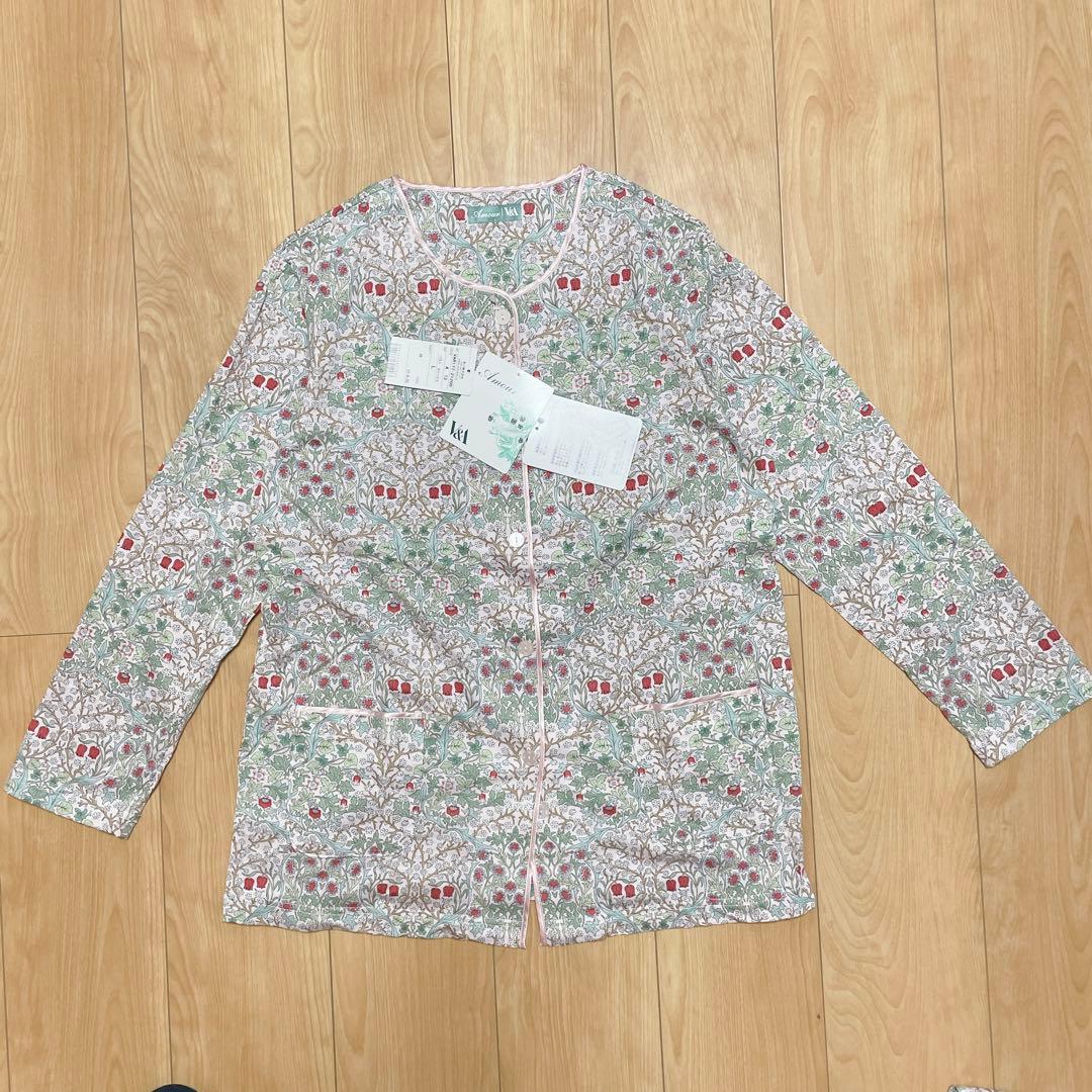 【新品タグ付き】 長袖 長ズボンAmour アムール ナイトウェア V&A L