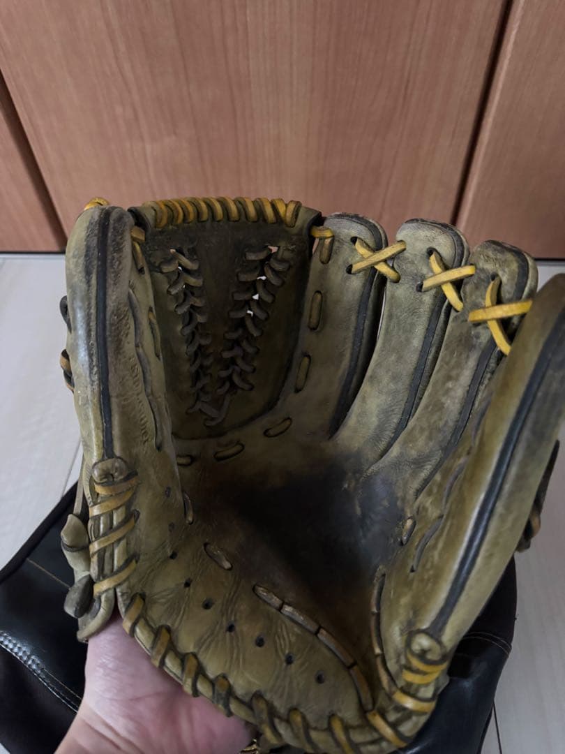 硬式グローブ内野手用