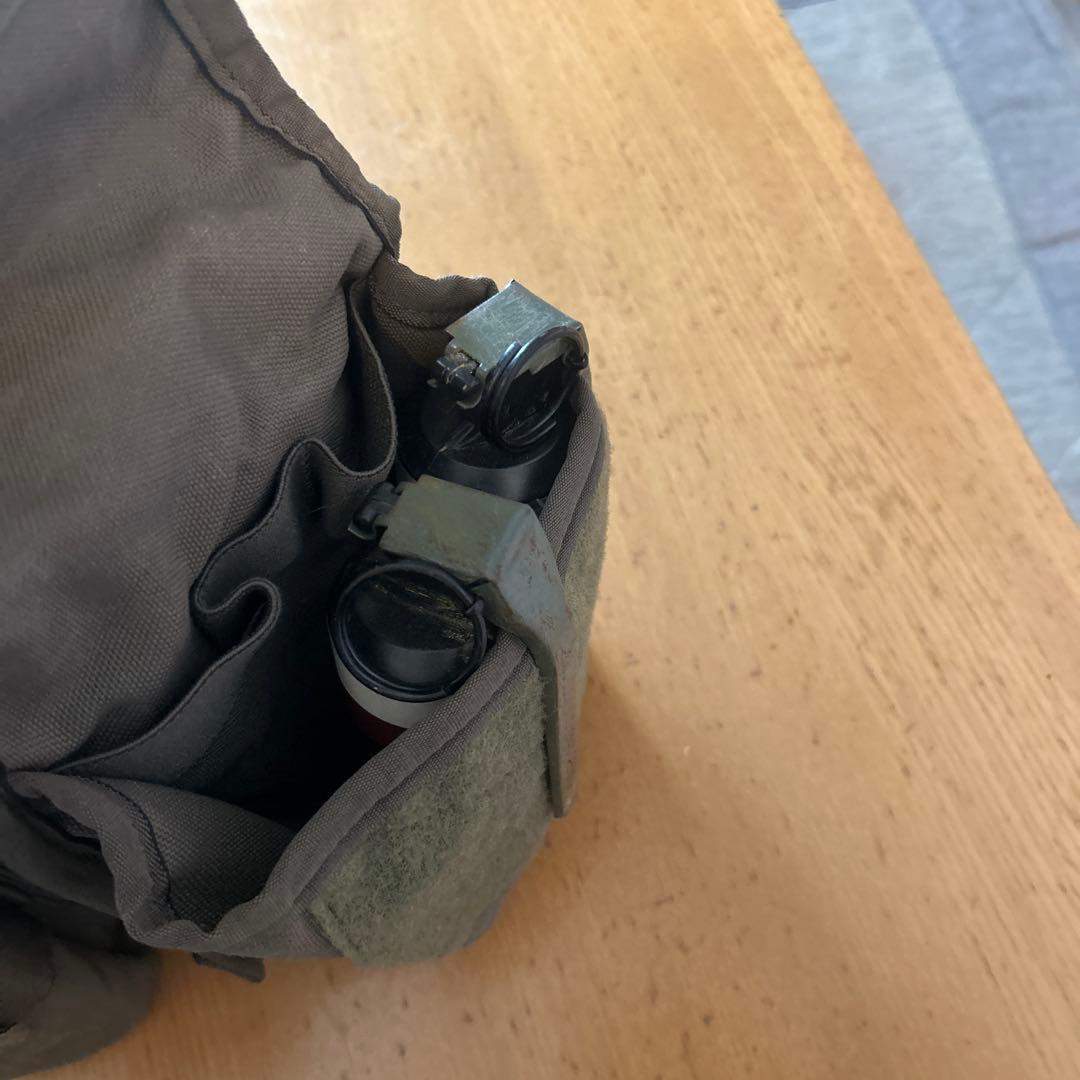 FLYEE プレートキャリア　FBI HRT SWAT