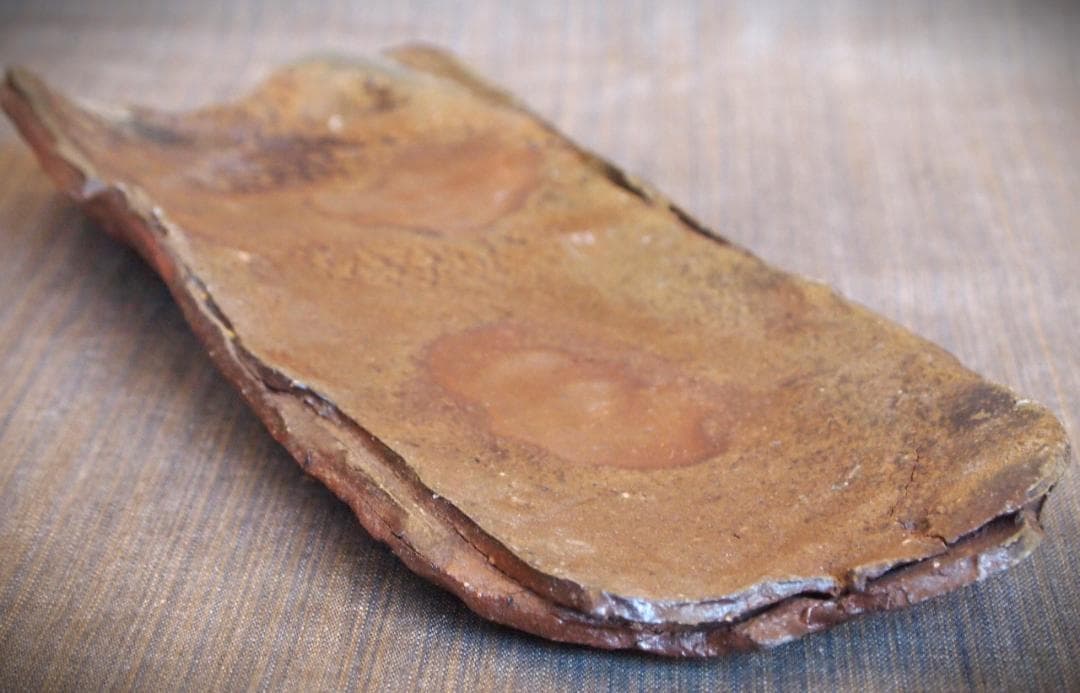 希少作★原田拾六★備前【窯変】長皿★牡丹餅