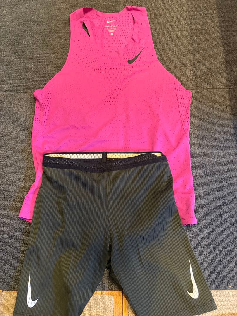 NIKEエアロスイフト上下