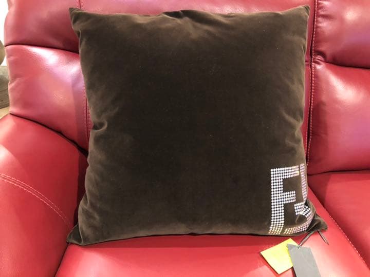 FENDI クッション　★タグ付き★　made  in ITALY【未使用品】