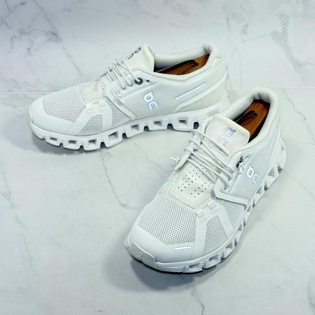 【tanu 様】On Cloud 5 ランニングシューズ 22㎝ ホワイト