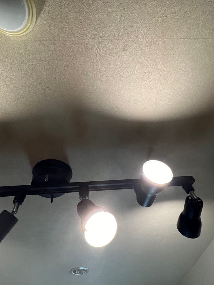 【受け渡し限定】共同照明×ニトリ　スポットライト　ダクトレール　電球　セット!