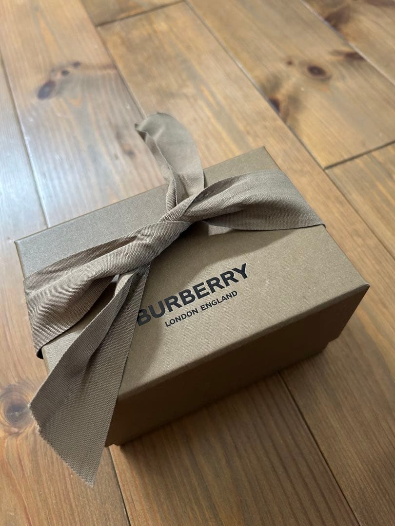 【最終値下げ】バーバリー トーマスベア チャーム　バケットハット