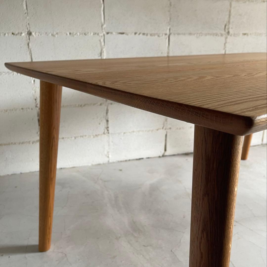 美品　天然木オーク無垢材　ダイニングテーブル　テーパー丸脚　斜め脚　北欧スタイル