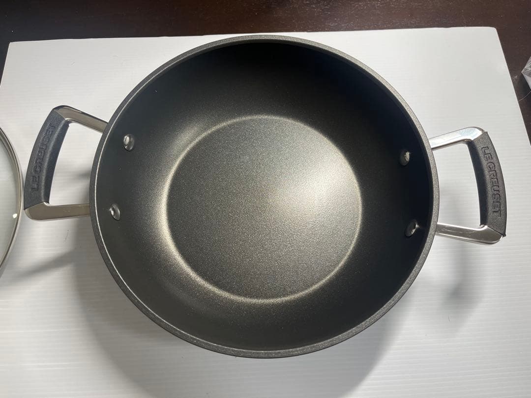 新品未使用　LE CREUSET TNS 24cm Braiser