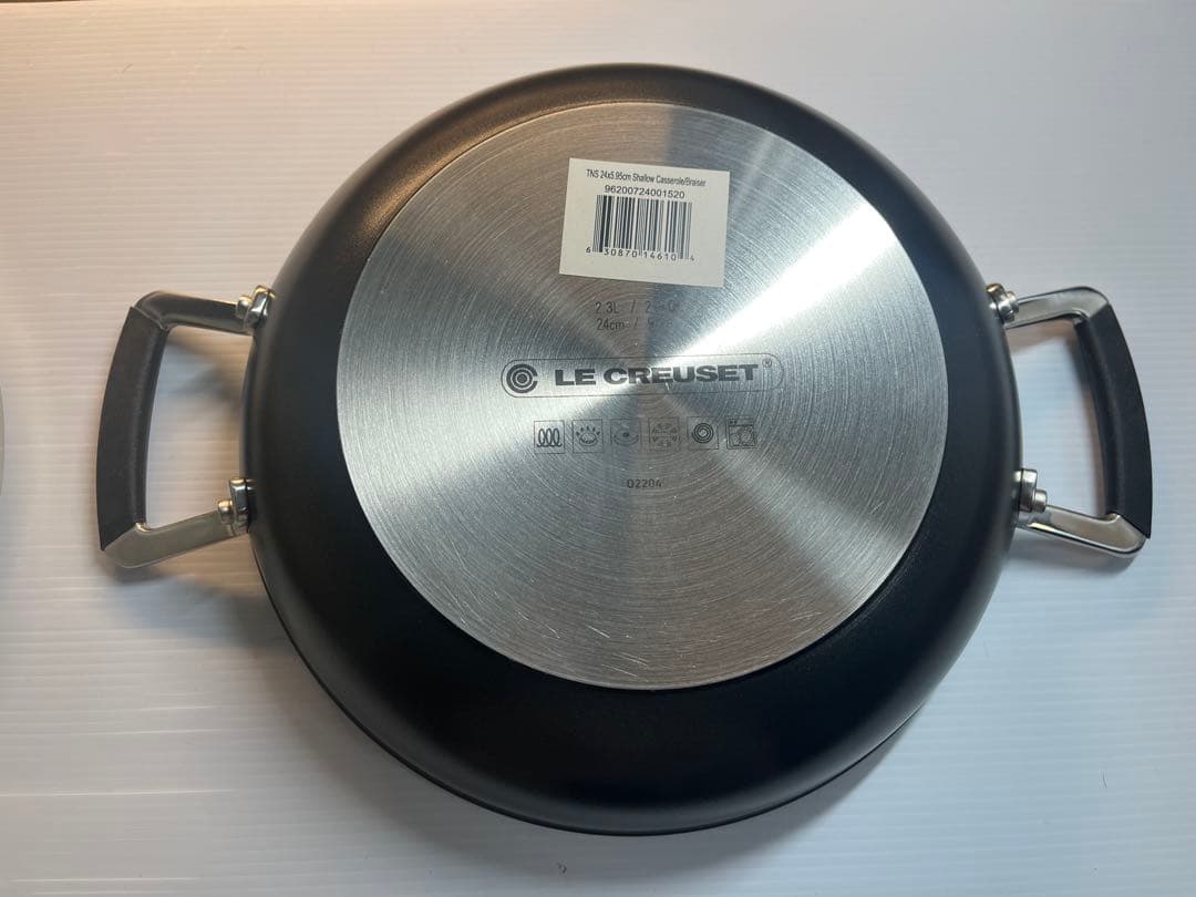 新品未使用　LE CREUSET TNS 24cm Braiser